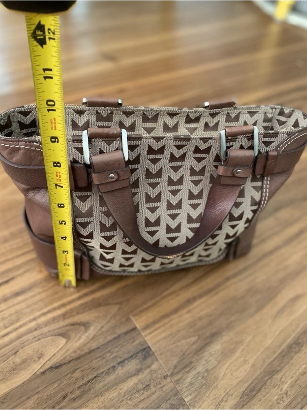 Michael Kors MK Monogram Satchel Bag Brown Tan Y2K Logo Canvas Leather Tote - Picture 10 of 10